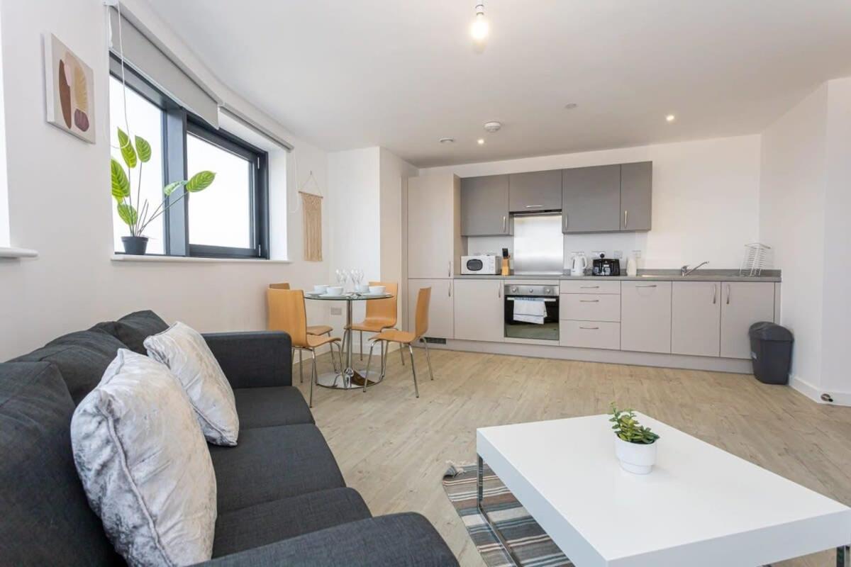 Stunning 2 Bed Apartment In Salford Amazing Views Manchester Eksteriør billede