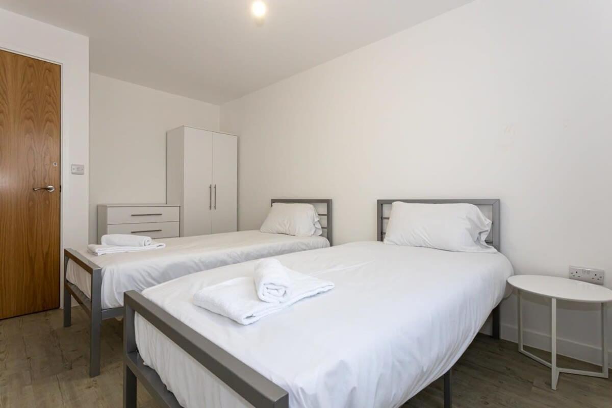Stunning 2 Bed Apartment In Salford Amazing Views Manchester Eksteriør billede